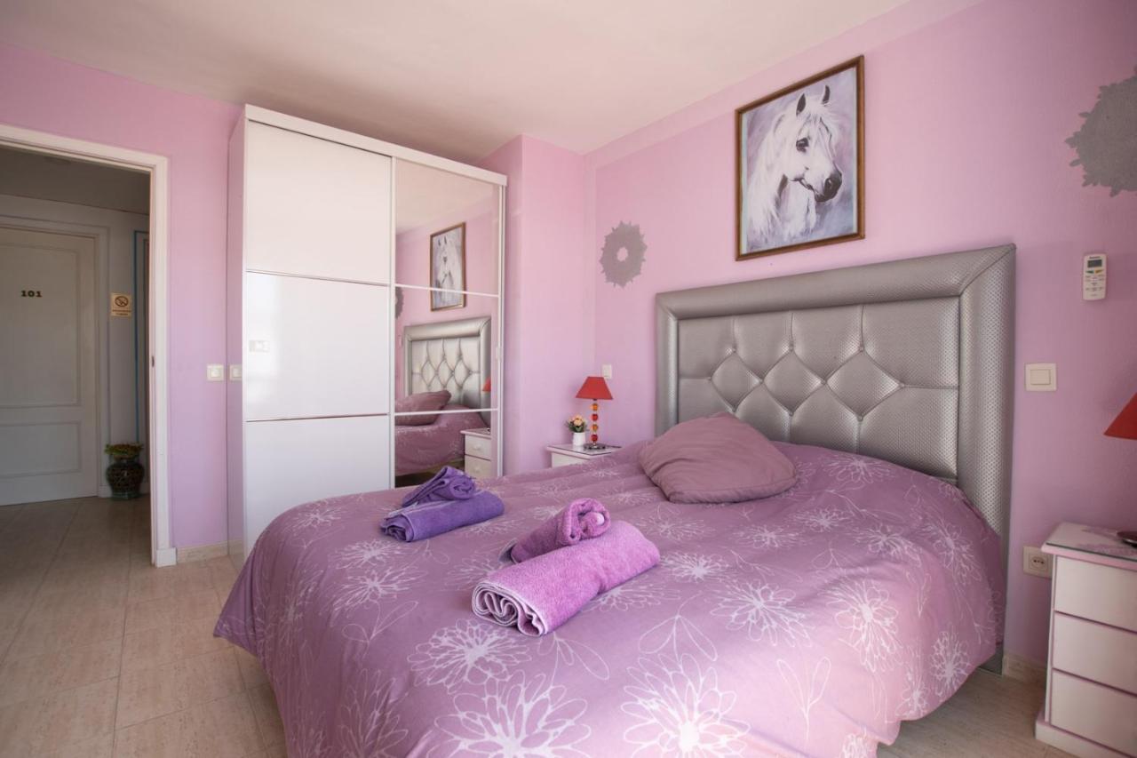 Gcprestige Apartment เอสเตโปนา ภายนอก รูปภาพ